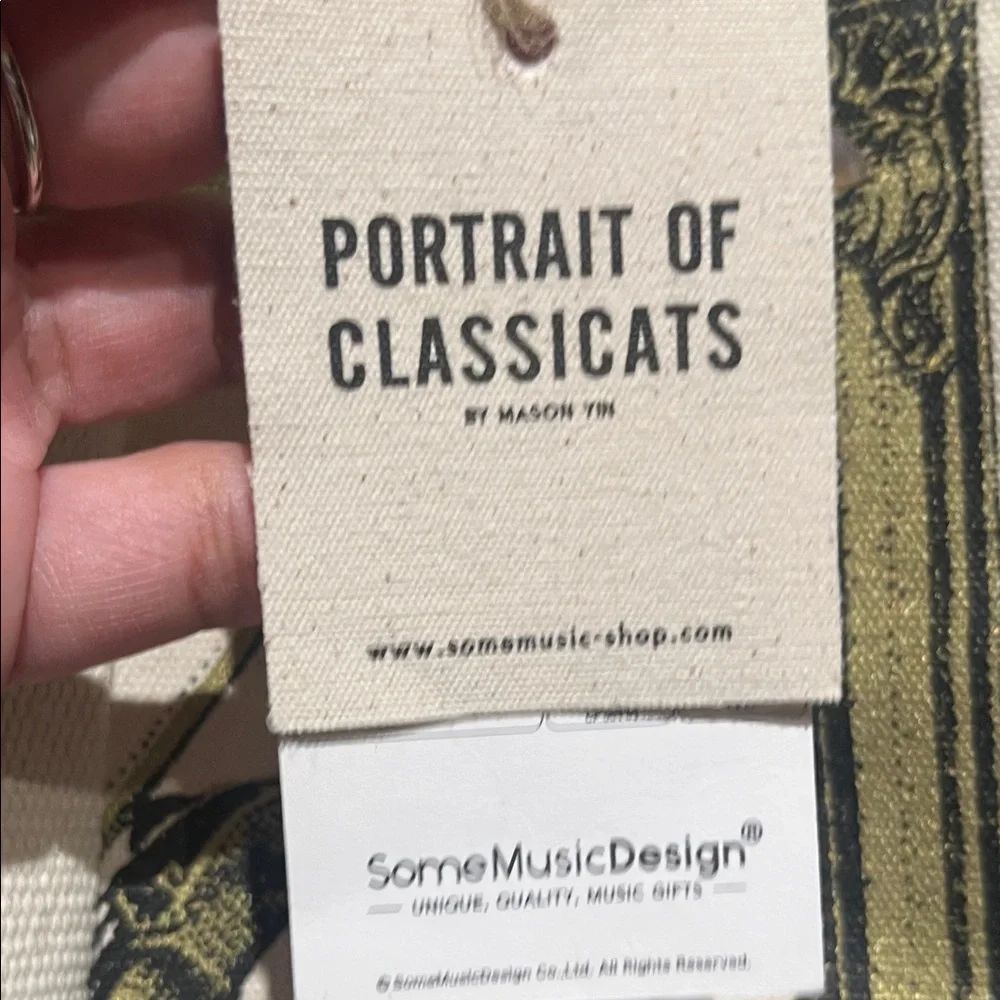 N/A stylish tote